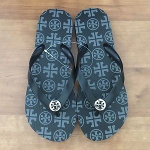 NEW Tory Burch - flip flops